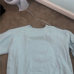 Lively Blue Sweatshirt Cozy and Stylish